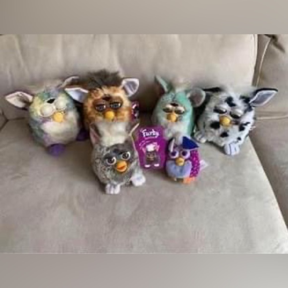 VINTAGE FURBIES (SET OF 4)